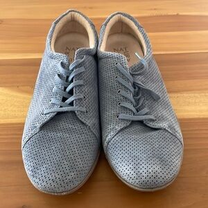 Naturalizer " Flynn" Blue Leather Lace Up Casual Shoe